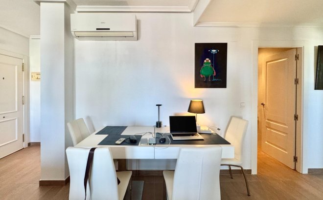 Herverkoop - Appartement -
Orihuela Costa - Villamartín-las Filipinas