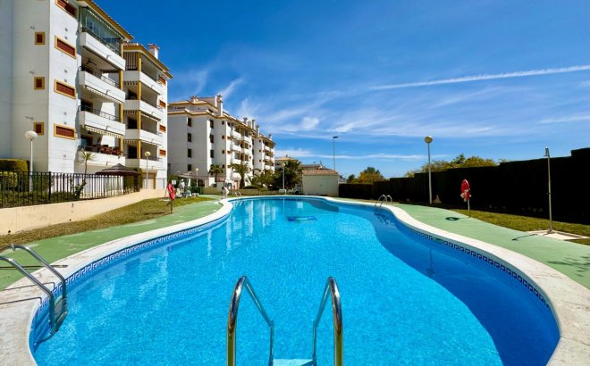 Herverkoop - Appartement -
Orihuela Costa - Villamartín-las Filipinas