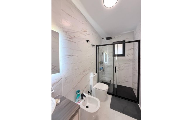 Revente - Penthouse -
Torrevieja - Playa del Cura