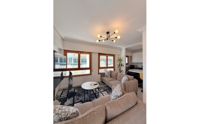 Revente - Penthouse -
Torrevieja - Playa del Cura