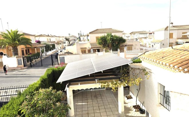 Resale - Villa -
Orihuela Costa - Playa Flamenca