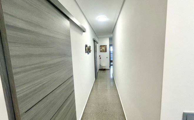 Herverkoop - Appartement -
Orihuela Costa - Costa Blanca