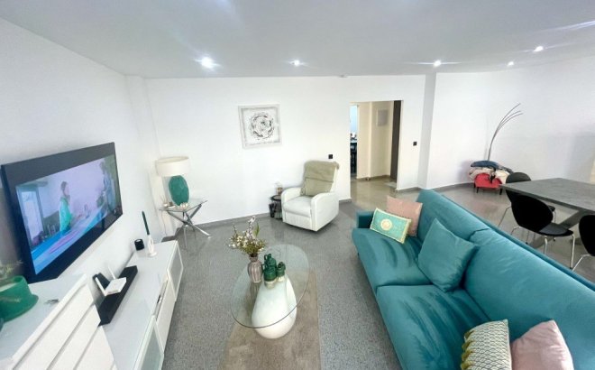 Herverkoop - Appartement -
Orihuela Costa - Costa Blanca