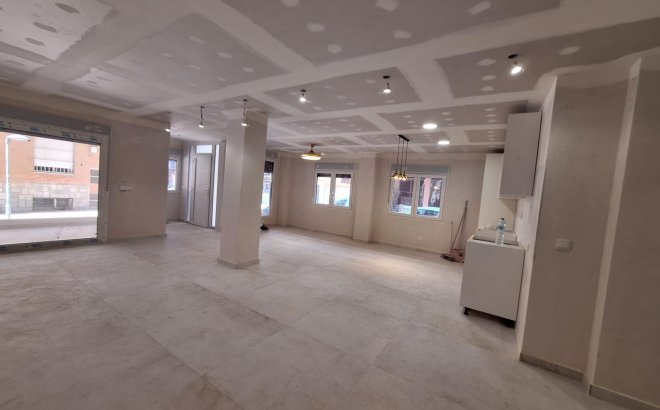 Resale - Apartment -
Torrevieja - Acequion