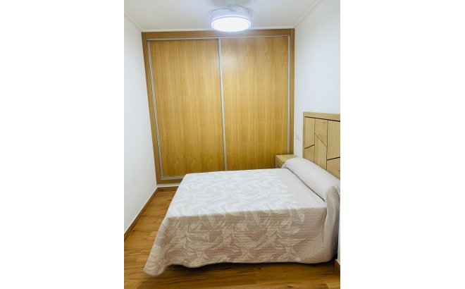Revente - Appartement -
Torrevieja - Playa del Cura