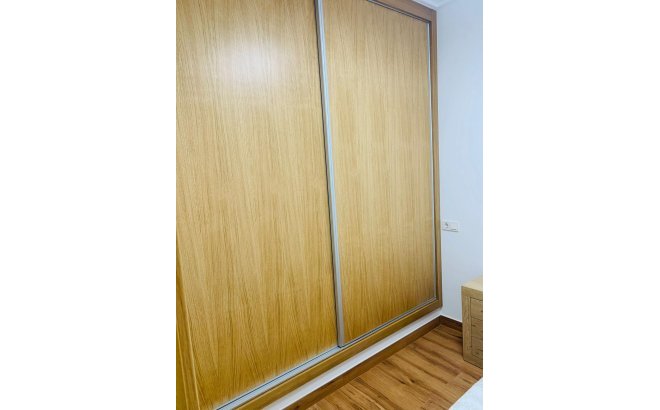 Revente - Appartement -
Torrevieja - Playa del Cura