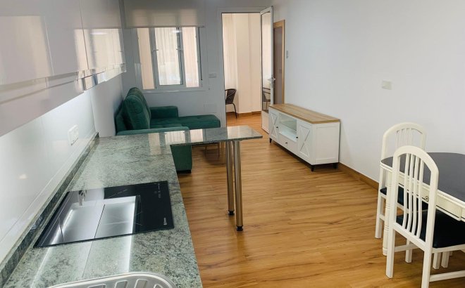 Revente - Appartement -
Torrevieja - Playa del Cura