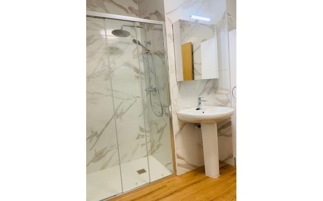 Revente - Appartement -
Torrevieja - Playa del Cura