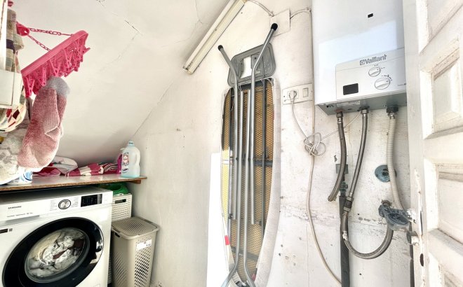 Resale - Villa -
Villamartin - Costa Blanca