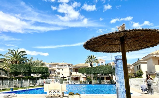 Resale - Town House -
Playa Flamenca - Costa Blanca