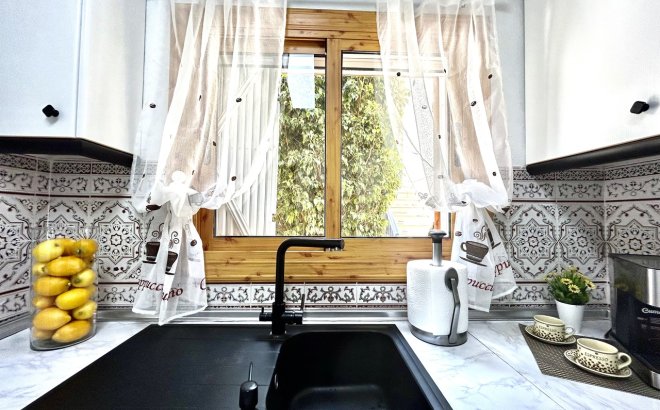 Resale - Town House -
Playa Flamenca - Costa Blanca