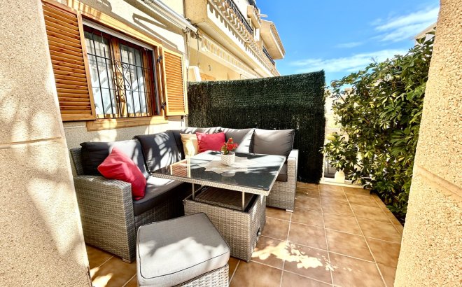 Resale - Town House -
Playa Flamenca - Costa Blanca