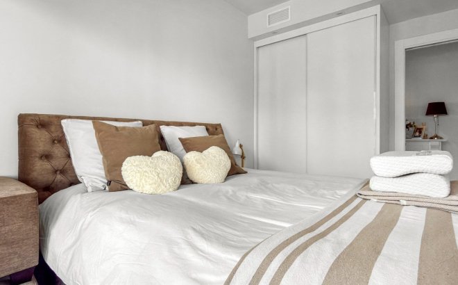 Resale - Apartment -
Orihuela Costa - Costa Blanca