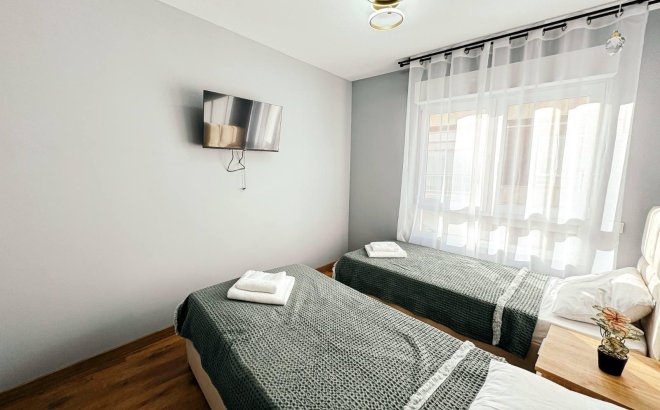 Resale - Commercial -
Torrevieja - Centro