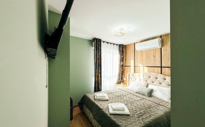 Resale - Commercial -
Torrevieja - Centro