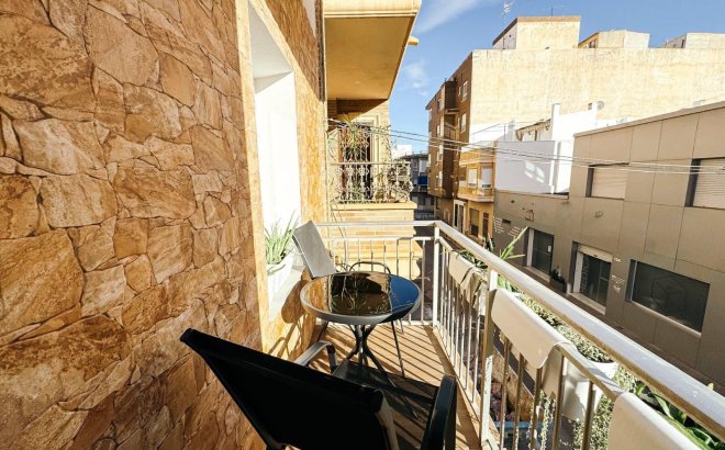 Resale - Commercial -
Torrevieja - Centro