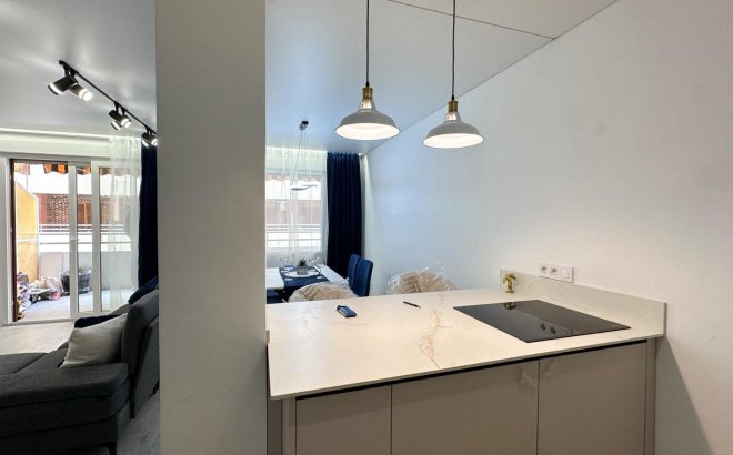 Resale - Apartment -
Torrevieja - Costa Blanca