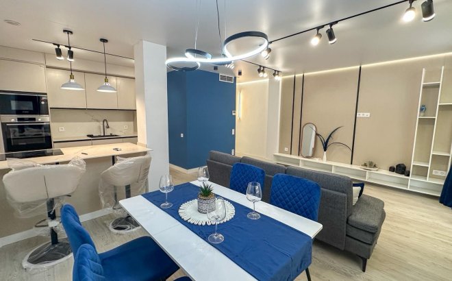 Resale - Apartment -
Torrevieja - Costa Blanca