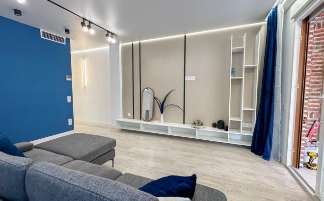 Resale - Apartment -
Torrevieja - Costa Blanca