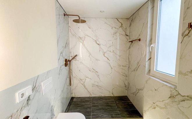 Resale - Apartment -
Torrevieja - Costa Blanca