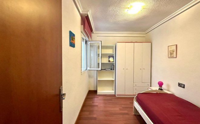 Resale - Apartment -
Torrevieja - Acequion