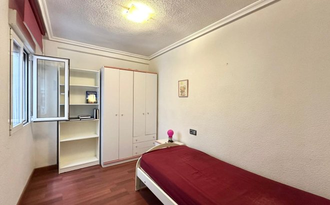 Resale - Apartment -
Torrevieja - Acequion