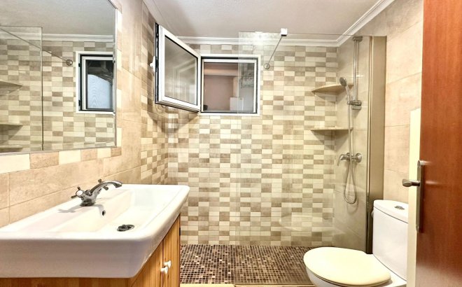 Resale - Apartment -
Torrevieja - Acequion