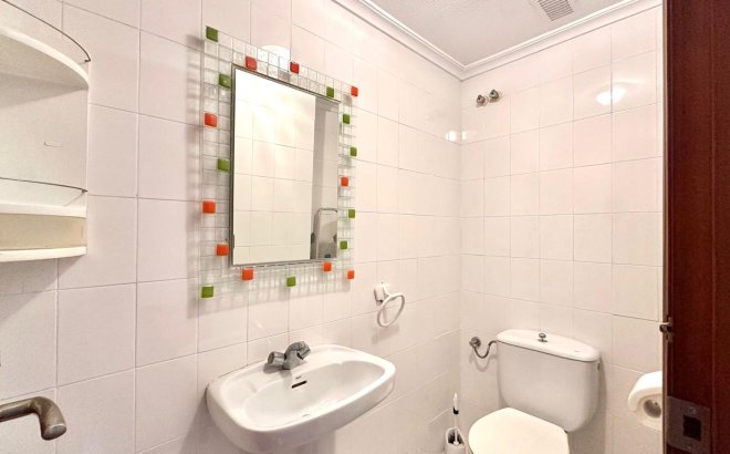 Resale - Apartment -
Torrevieja - Acequion