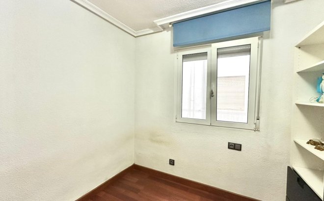 Resale - Apartment -
Torrevieja - Acequion