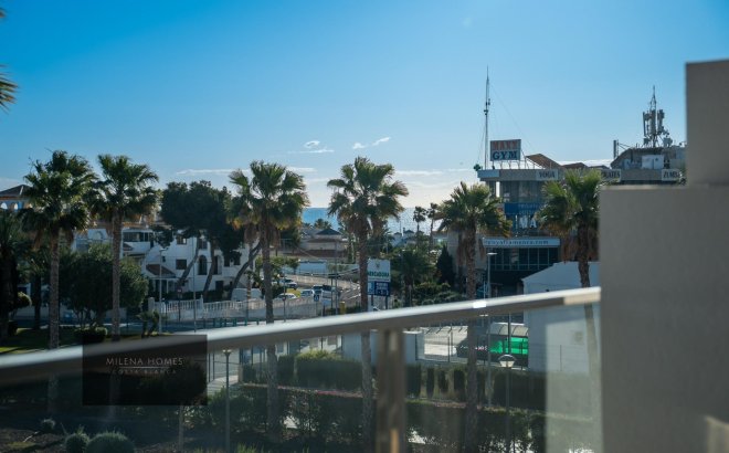 Resale - Apartment -
Orihuela Costa - La Zenia