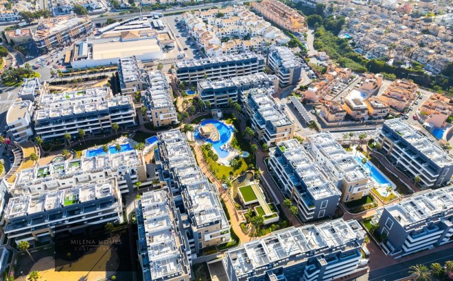 Resale - Apartment -
Orihuela Costa - La Zenia