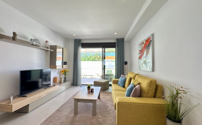 Resale - Apartment -
Pilar de la Horadada