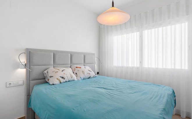 Resale - Villa -
San Miguel de Salinas - Inland