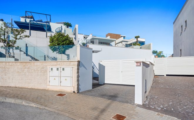 Resale - Villa -
San Miguel de Salinas - Inland