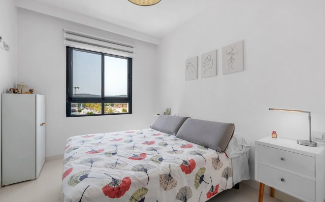 Resale - Apartment -
San Miguel de Salinas - Inland