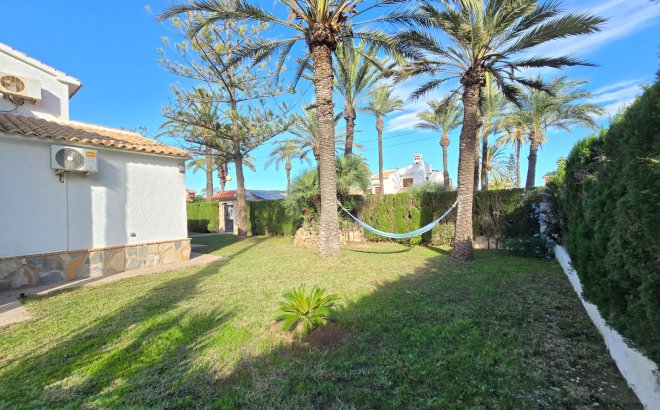 Resale - Villa -
Orihuela Costa - Costa Blanca