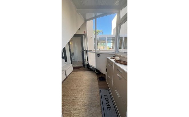 Resale - Apartment -
San Miguel de Salinas - Bellavista