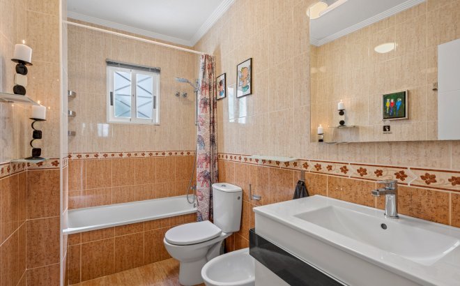 Revente - Bungalow -
Orihuela Costa - Costa Blanca