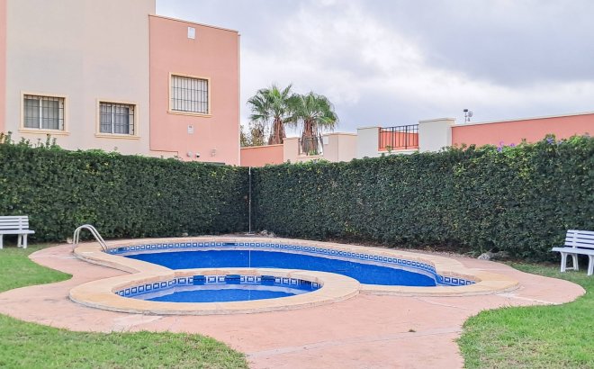 Resale - Semi Detached -
Torrevieja - Parque Acuático - Sector 25