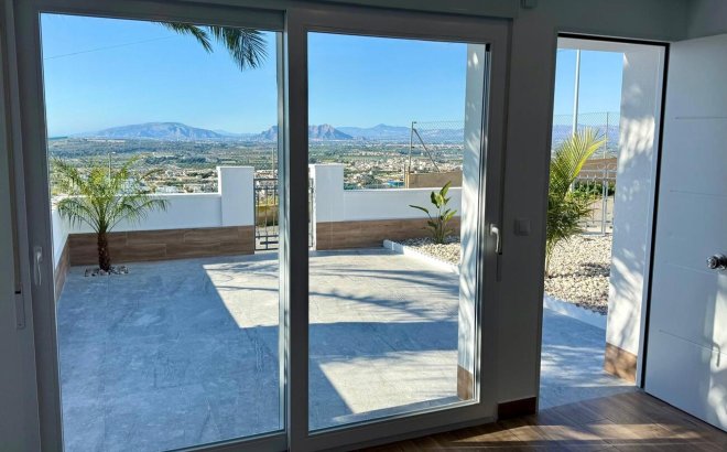 Herverkoop - Semi Detached -
Rojales, CIudad Quesada