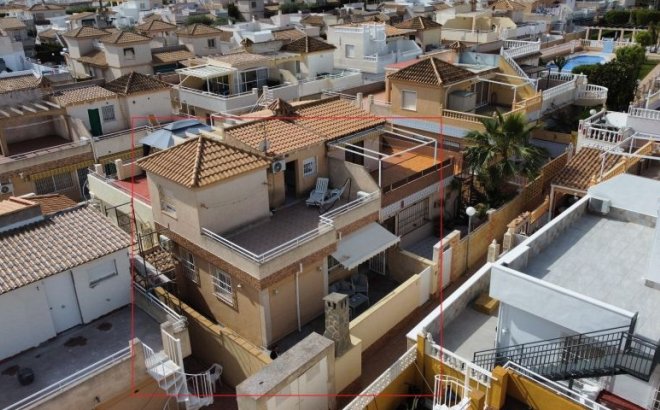 Resale - Bungalow -
Torrevieja - Costa Blanca