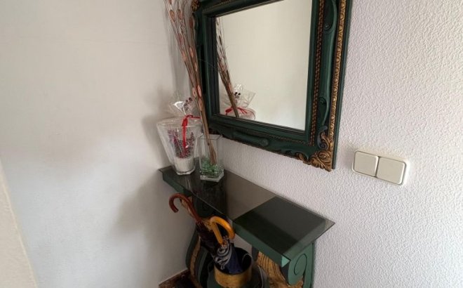 Resale - Bungalow -
Torrevieja - Costa Blanca