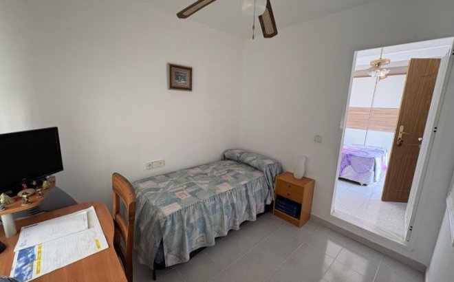 Resale - Bungalow -
Torrevieja - Costa Blanca