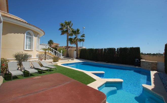 Resale - Villa -
Ciudad Quesada - Costa Blanca