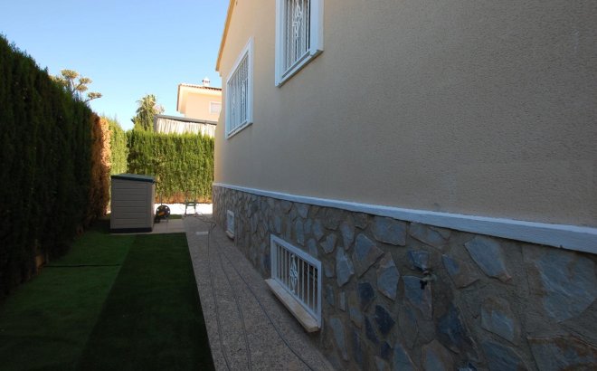 Resale - Villa -
Ciudad Quesada - Costa Blanca