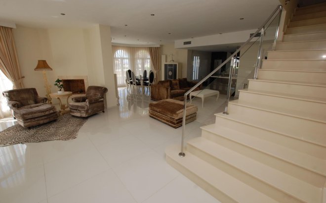 Resale - Villa -
Ciudad Quesada - Costa Blanca