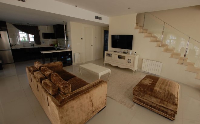 Resale - Villa -
Ciudad Quesada - Costa Blanca