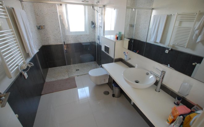 Resale - Villa -
Ciudad Quesada - Costa Blanca