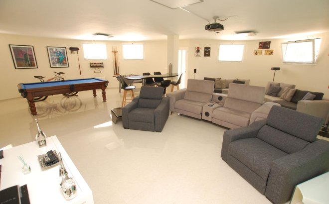 Resale - Villa -
Ciudad Quesada - Costa Blanca