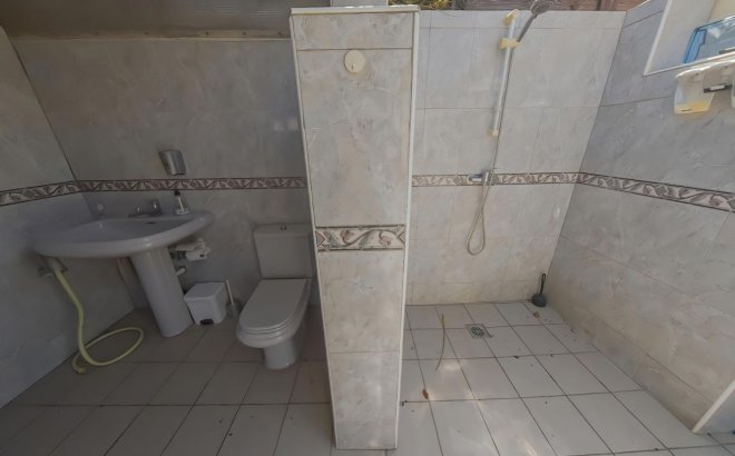 Resale - Villa -
Torrevieja - Costa Blanca